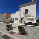Affittacamere A Casa Di Anna - Locazione Turistica - 3*