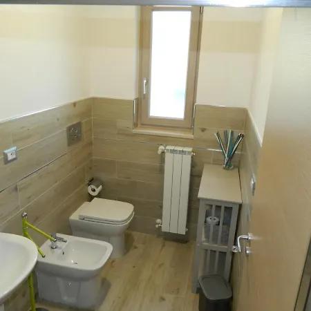 Affittacamere A Casa Di Anna - Locazione Turistica - 3*