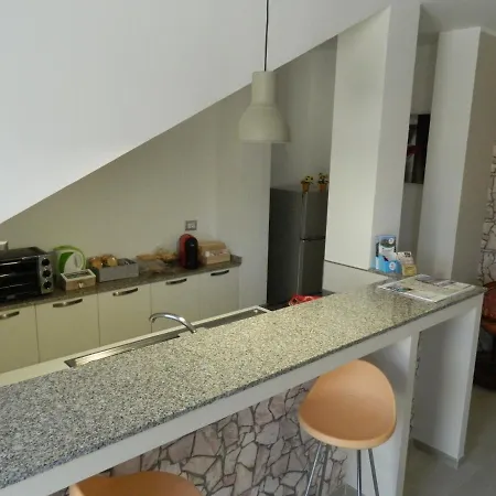 ゲストハウス A Casa Di Anna - Locazione Turistica - 2*