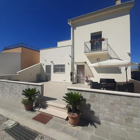 Affittacamere A Casa Di Anna - Locazione Turistica - 3*