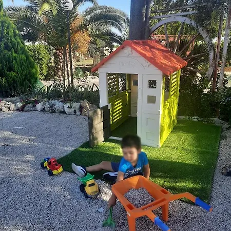 A Casa Di Anna - Locazione Turistica - بيت ضيافة 2*